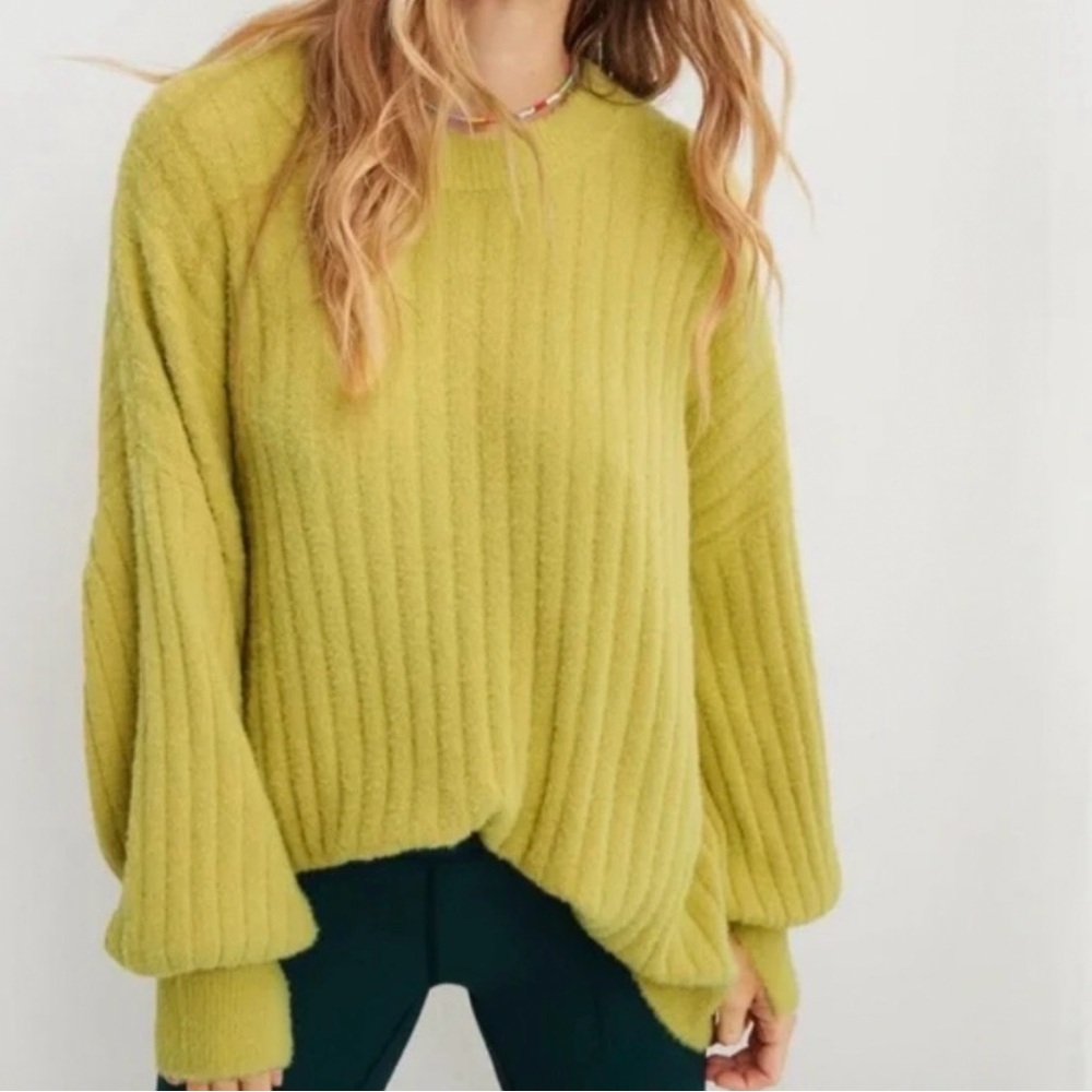 Women's Ribbed Knit Sweater - Chartreuse Green